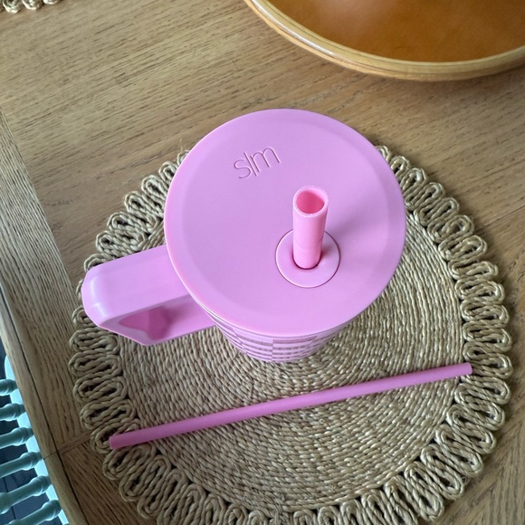 40oz Simple Modern tumbler - Picture 4 of 5